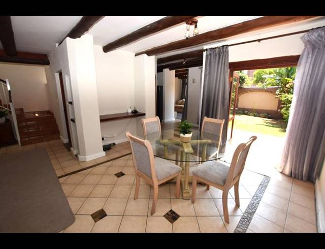 3 BEDROOM TOWNHOUSE FOR SALE IN NORTH RIDING